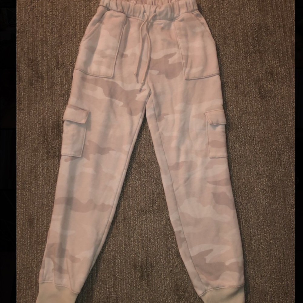 Pink camo patterned sweatpants